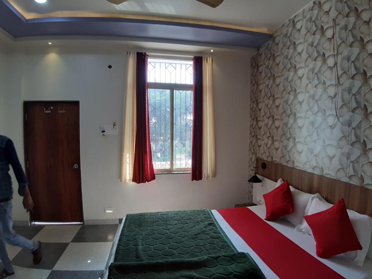 Hotel Great Annapurna Khuldabad Exterior photo